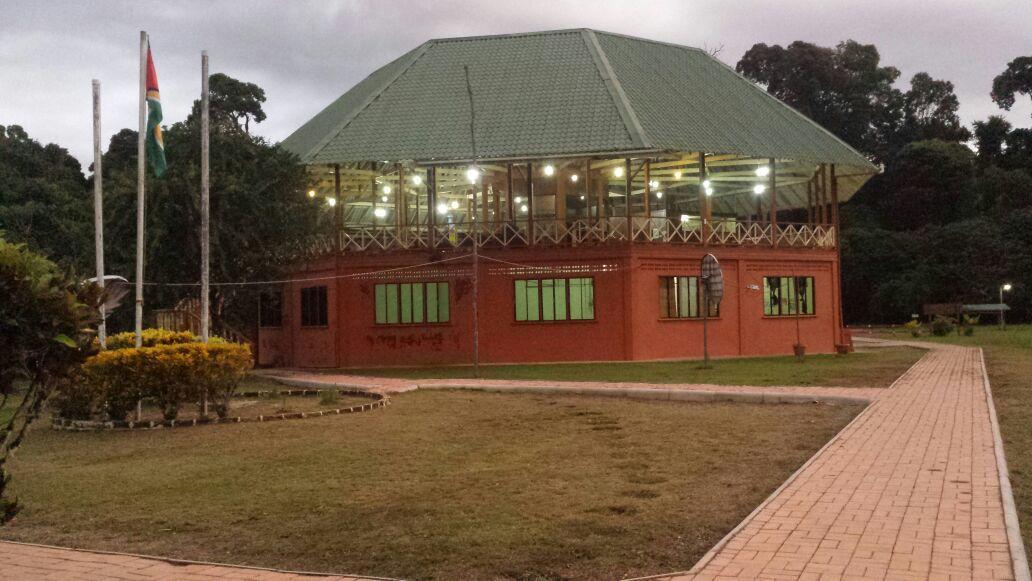 Iwokrama River Lodge Makari Kültér fotó